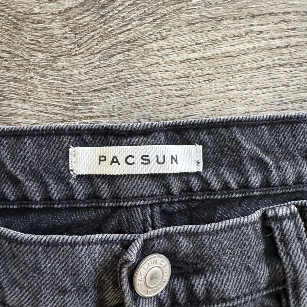 PacSun Men’s Charcoal Denim Shorts - Picture 2 of 4